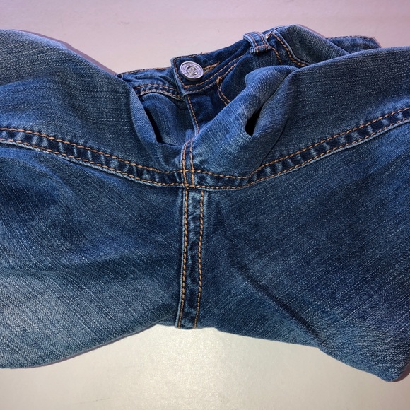 Grace in LA Distressed Floral Embroidered Skinny Jeans (25) - Picture 16 of 16